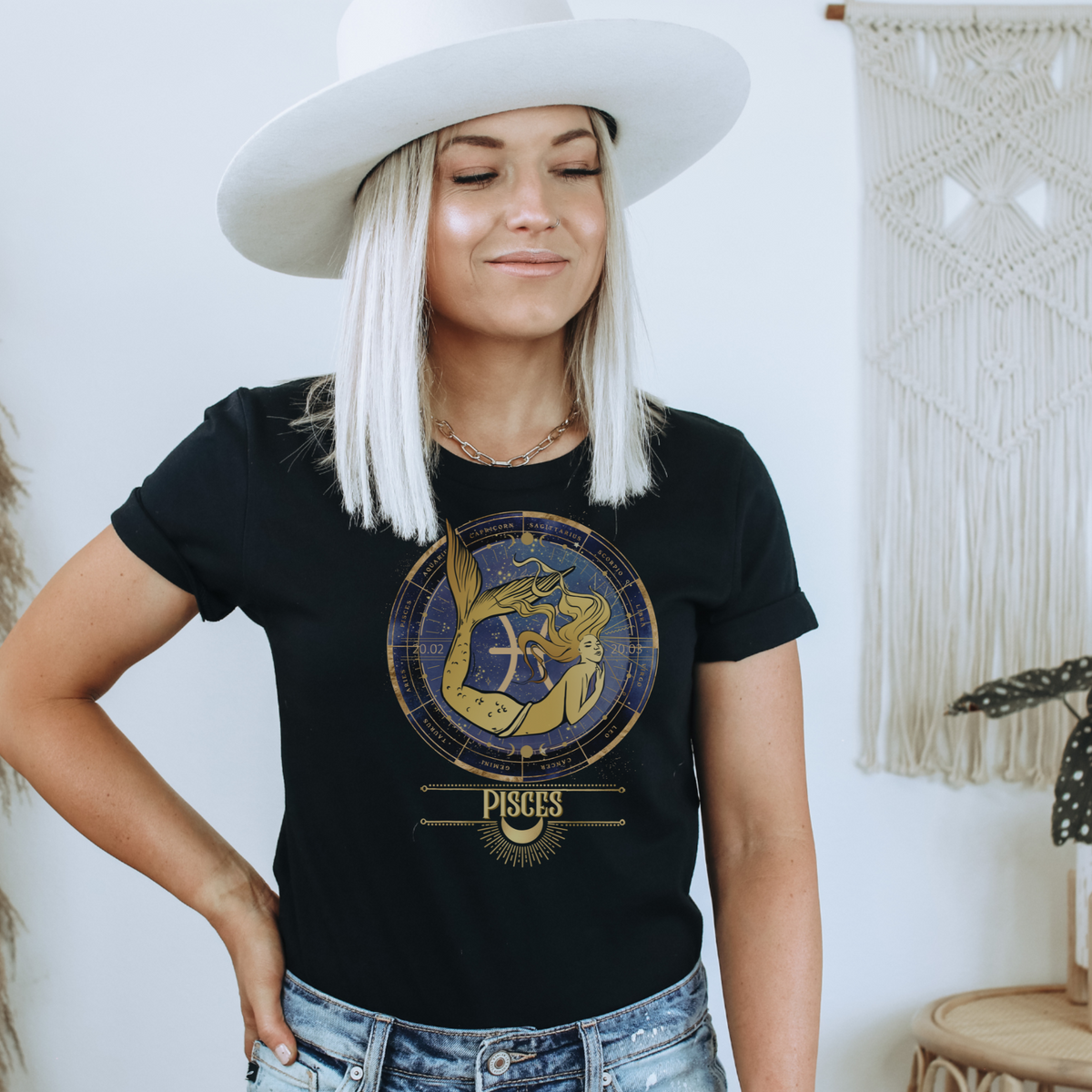 zodiac tshirt, pisces tee, horoscope, birthday t-shirt, gift for pisces, gift for her, February birthday gift, March birthday gift, March girl, February girl, Pisces girl, Pisces birthday, Pisces zodiac, Pisces horoscope, Astrology, Pisces sign, Zodiac constellation, horoscope shirt, gift for Pisces