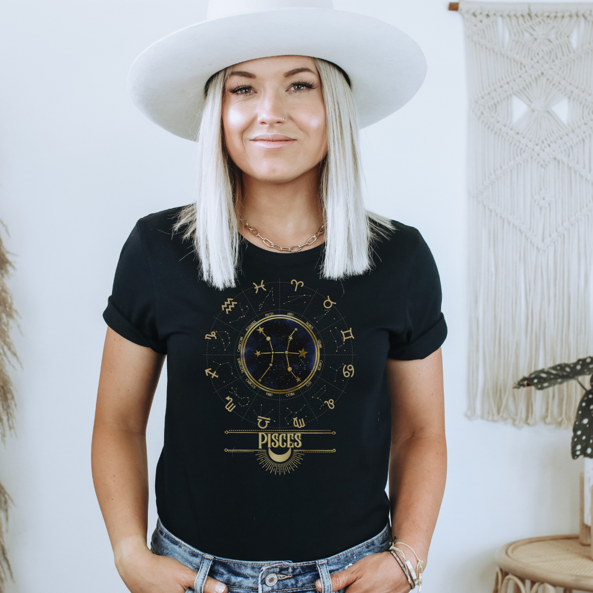 zodiac tshirt, pisces tee, horoscope, birthday t-shirt, gift for pisces, gift for her, February birthday gift, March birthday gift, March girl, February girl, Pisces girl, Pisces birthday, Pisces zodiac, Pisces horoscope, Astrology, Pisces sign, Zodiac constellation, horoscope shirt, gift for Pisces