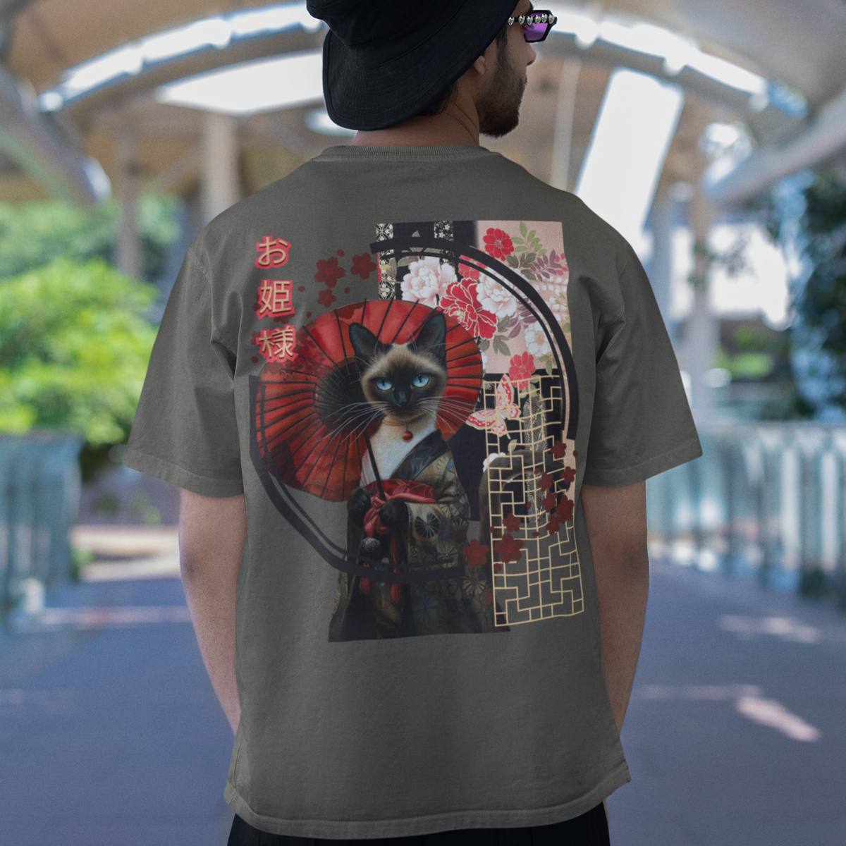 Siamese Cat Geisha, Japanese Kawaii Tee, Ninja Cat T-Shirt, Samurai Cat Tatoo, Samurai Cat Shirt, Ninja Samurai Kitten, Cat Lover T-Shirt, gift for cat lover, cat mom shirt, cat dad shirt, Kawaii Samurai cat, Traditional art, Japanese Art shirt, Samurai Cat